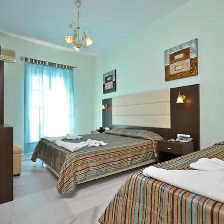 Anatoli Hotell 2*