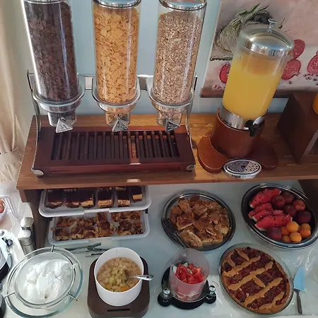 Anatoli Hotell 2*